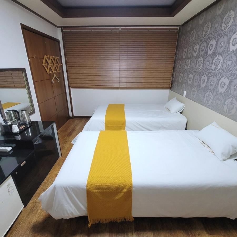 International Hotel Jeju Exterior photo