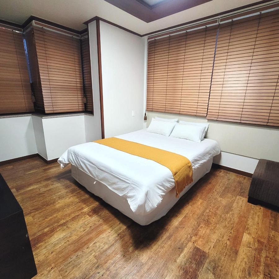 International Hotel Jeju Exterior photo